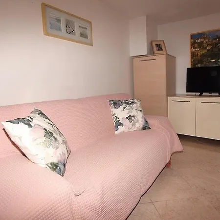 Apartmani Sole Pjescana Uvala Exterior photo