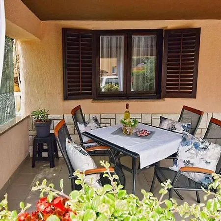 Apartmani Sole Pjescana Uvala Exterior photo