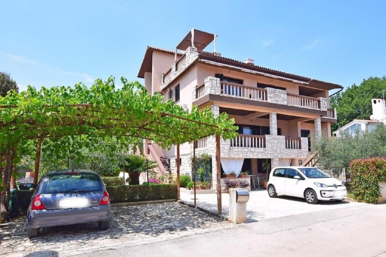 Sole Apartment *